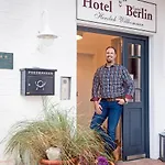 Berlin 3*